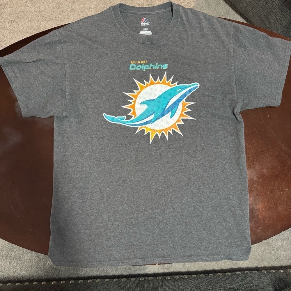 Miami Dolphins Stone Wash Design T Shirt Gray Mens Size L Majestic Graphic Print